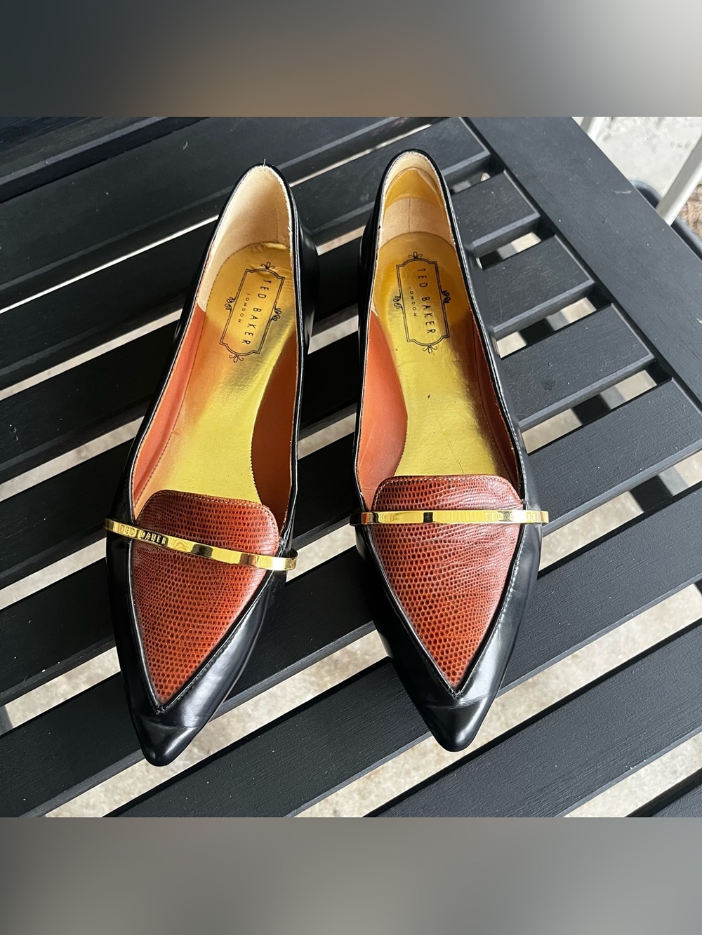 Ted Baker Brown/Black Mixed Leather 
Gold Accented Pointed Loafer Flats 
Size 38